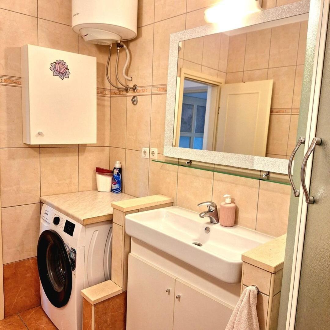 Apartment Damir Tučepi Exteriör bild